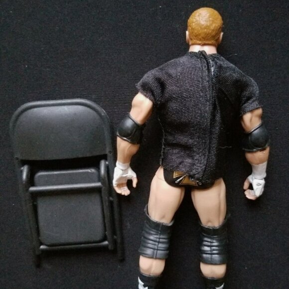 WWE Elite TRIPLE H Wrestlemania 29 Toys R Us Exclusive Loose Action Figure - Picture 2 of 2